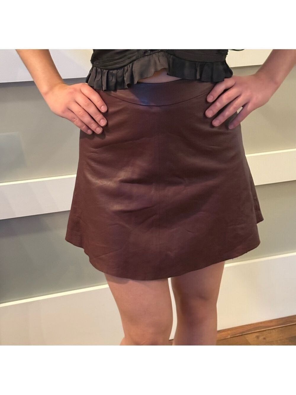 VEDA Maroon Leather mini skirt. Size small.
